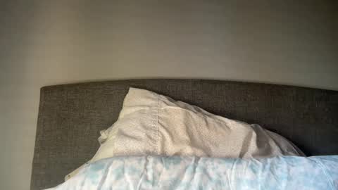 Snapshot of hairyman30000 chatting on September 19, 12:02 am hairyman30000 online show from September 19, 12:02 am