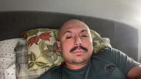 Snapshot of hairyman30000 chatting on October 21, 1:06 am hairyman30000 online show from October 21, 1:06 am