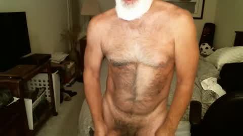 Snapshot of hairypecsguy chatting on April 28, 5:34 am Hairy pecs online show from April 28, 5:34 am