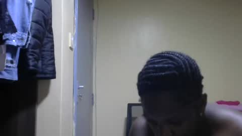 hairypussybigassy001 online show from January 14, 5:34 pm