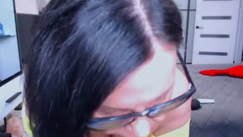Snapshot of hairypussygranny chatting on June 15, 6:32 pm Monika online show from June 15, 6:32 pm