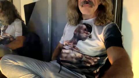 Snapshot of hairytonkas chatting on September 10, 2:11 am HairyTonkas online show from September 10, 2:11 am