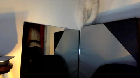 Snapshot of hairytonkas chatting on September 29, 4:17 am HairyTonkas online show from September 29, 4:17 am