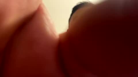 halebb online show from October 25, 11:29 am