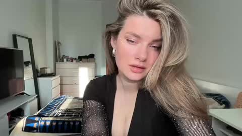 haley_rune online show from February 5, 9:36 am