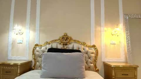 Hallie Stone online show from March 31, 12:05 pm