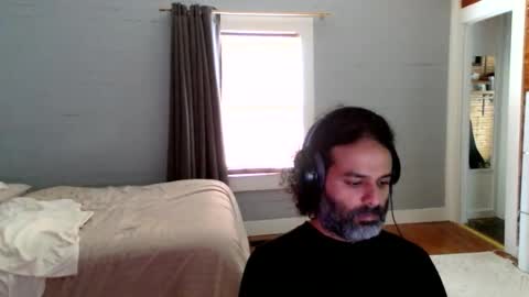 Snapshot of halycon2147818 chatting on May 29, 8:18 pm halycon2147818 online show from May 29, 8:18 pm