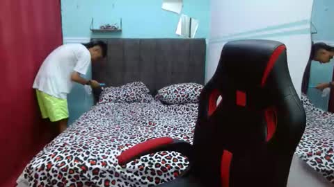 hamcummboy20 online show from November 1, 5:31 am