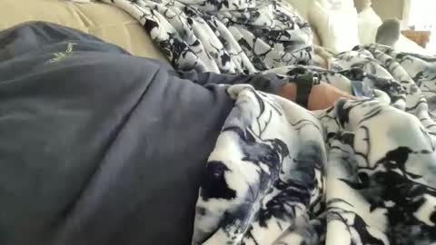 Snapshot of hammer1960 chatting on January 19, 3:38 pm relax online show from January 19, 3:38 pm