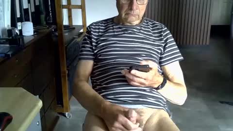 Prefer men 80 online show from June 14, 6:48 am