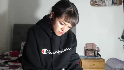 Hanya online show from December 12, 2:37 am