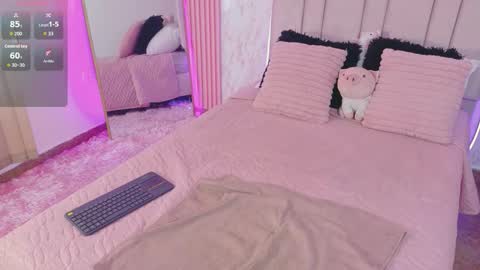 Hanna Rosse online show from March 11, 2:12 pm