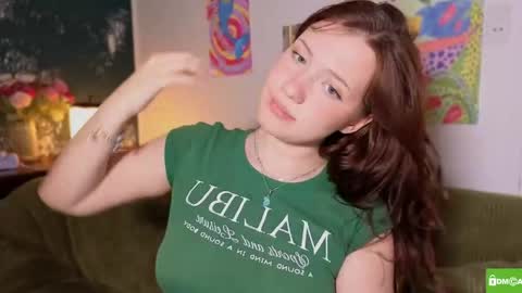 Snapshot of hanahwoods chatting on May 7, 12:21 pm hanahwoods online show from May 7, 12:21 pm