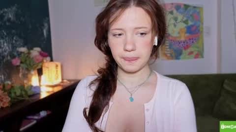 Snapshot of hanahwoods chatting on May 10, 3:23 am hanahwoods online show from May 10, 3:23 am