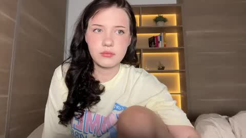 Snapshot of hanahwoods chatting on June 3, 2:58 am hanahwoods online show from June 3, 2:58 am