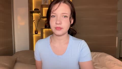 Snapshot of hanahwoods chatting on June 8, 3:07 am hanahwoods online show from June 8, 3:07 am