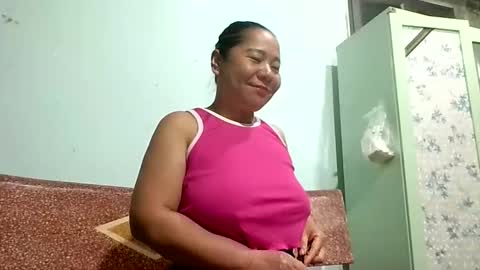 Snapshot of hanana_zz chatting on May 11, 9:45 pm hanana_zz online show from May 11, 9:45 pm