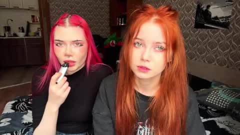 Snapshot of hananocha chatting on February 8, 9:56 am Tori and Asuna online show from February 8, 9:56 am