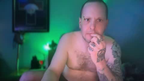hand_banana_420 online show from June 29, 11:16 pm