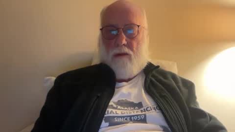 Snapshot of handful57345 chatting on February 13, 8:32 am handful57345 online show from February 13, 8:32 am