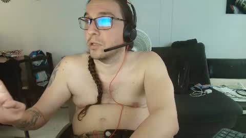 Snapshot of handicappedsex chatting on June 25, 12:42 pm my only tetraking Charly QuadriplegicMy Feet Havent Walked For 30 Years They Are Soft They Are Holy online show from June 25, 12:42 pm