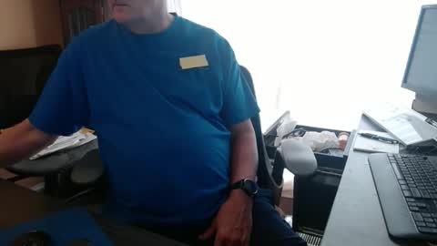 Snapshot of handsome_guy4u chatting on April 17, 7:50 pm handsome_guy4u online show from April 17, 7:50 pm