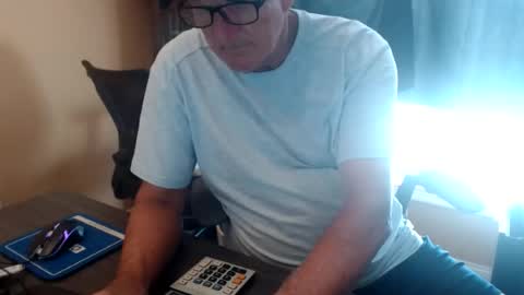 Snapshot of handsome_guy4u chatting on July 30, 7:02 pm handsome_guy4u online show from July 30, 7:02 pm