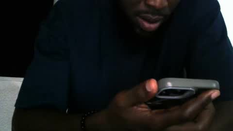 Snapshot of handsome_king30 chatting on April 30, 8:37 pm handsome king online show from April 30, 8:37 pm