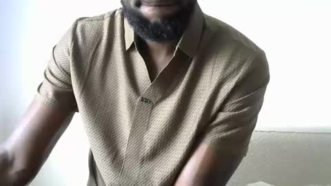Snapshot of handsome_king30 chatting on May 5, 10:56 am handsome king online show from May 5, 10:56 am