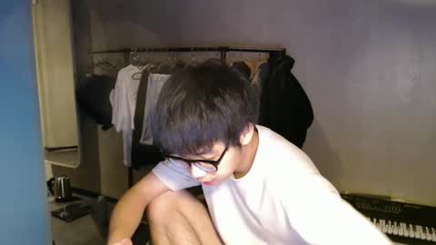 handsome_mannn online show from October 11, 8:51 pm