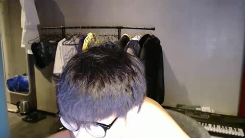 Snapshot of handsome_mannn chatting on April 30, 8:57 pm handsome_mannn online show from April 30, 8:57 pm