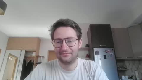 Snapshot of handsome_sasha chatting on February 3, 7:40 am Sasha online show from February 3, 7:40 am