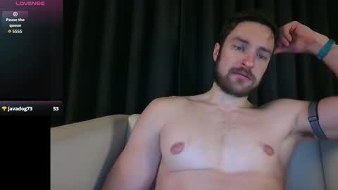 Snapshot of handsumhung chatting on February 20, 1:24 am handsumhung online show from February 20, 1:24 am