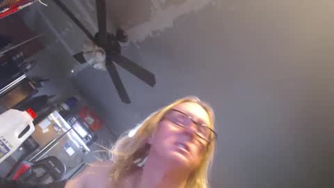 Snapshot of handyman5303 chatting on January 22, 6:10 pm Handystudman online show from January 22, 6:10 pm