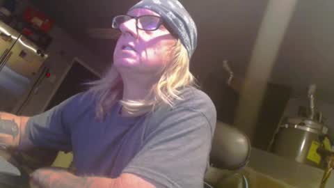 Snapshot of handyman5303 chatting on January 28, 4:08 pm Handystudman online show from January 28, 4:08 pm