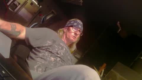 Snapshot of handyman5303 chatting on February 23, 7:11 am Handystudman online show from February 23, 7:11 am