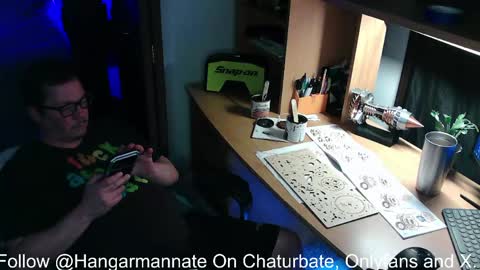 Snapshot of hangarmannate chatting on May 6, 9:09 pm Nate online show from May 6, 9:09 pm