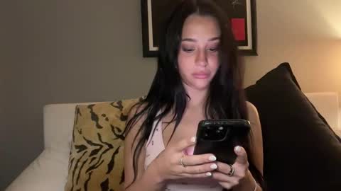 Snapshot of hangoutwithvanessa chatting on June 11, 3:15 am Vanessa online show from June 11, 3:15 am
