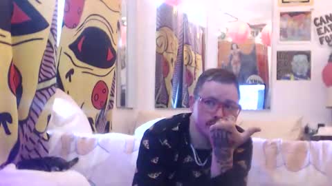 Snapshot of hankrams chatting on June 2, 6:10 pm hank rams online show from June 2, 6:10 pm