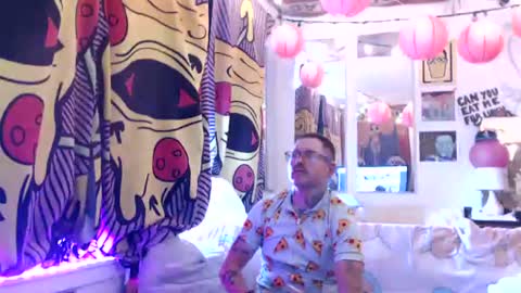 Snapshot of hankrams chatting on July 3, 12:00 pm hank rams online show from July 3, 12:00 pm