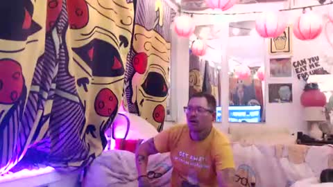 Snapshot of hankrams chatting on July 13, 6:38 am hank rams online show from July 13, 6:38 am