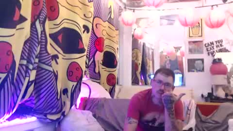 Snapshot of hankrams chatting on July 16, 2:17 am hank rams online show from July 16, 2:17 am