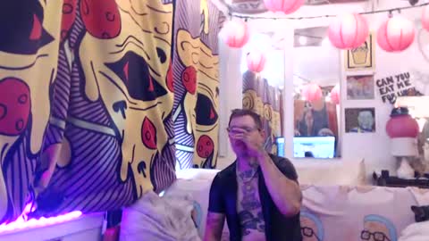 Snapshot of hankrams chatting on July 18, 5:06 pm hank rams online show from July 18, 5:06 pm