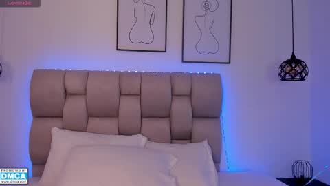 hanna__evans_ online show from March 26, 11:05 am