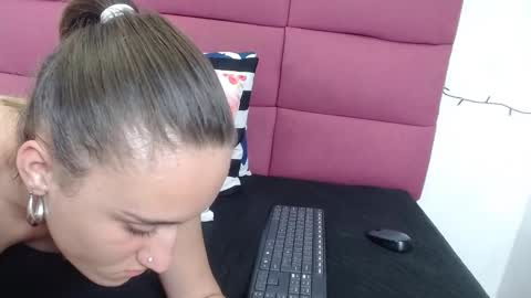 Snapshot of hanna__palmer1 chatting on January 13, 6:38 pm Hanna Palmer online show from January 13, 6:38 pm