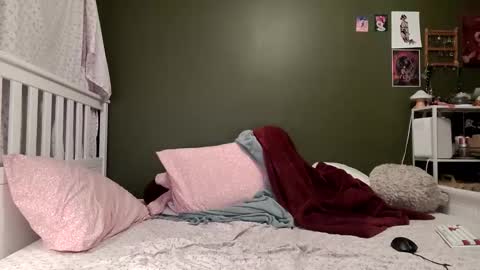 Hanna Banana5 online show from February 1, 6:23 am