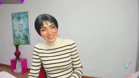 Snapshot of hanna_chloe chatting on April 30, 7:20 pm Sara online show from April 30, 7:20 pm
