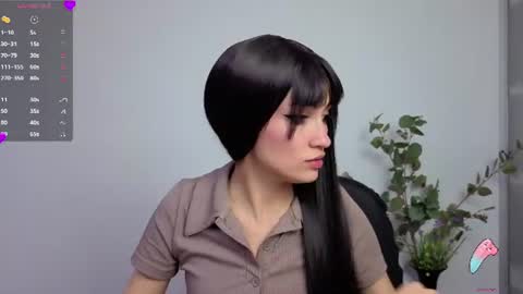 Snapshot of hanna_chloe chatting on July 1, 3:12 pm Sara online show from July 1, 3:12 pm