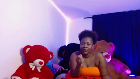 Snapshot of hanna_ebony_x chatting on May 28, 2:31 am HANNA 3 online show from May 28, 2:31 am