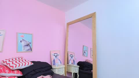 Snapshot of hanna_grray chatting on December 27, 11:28 am Hanna online show from December 27, 11:28 am